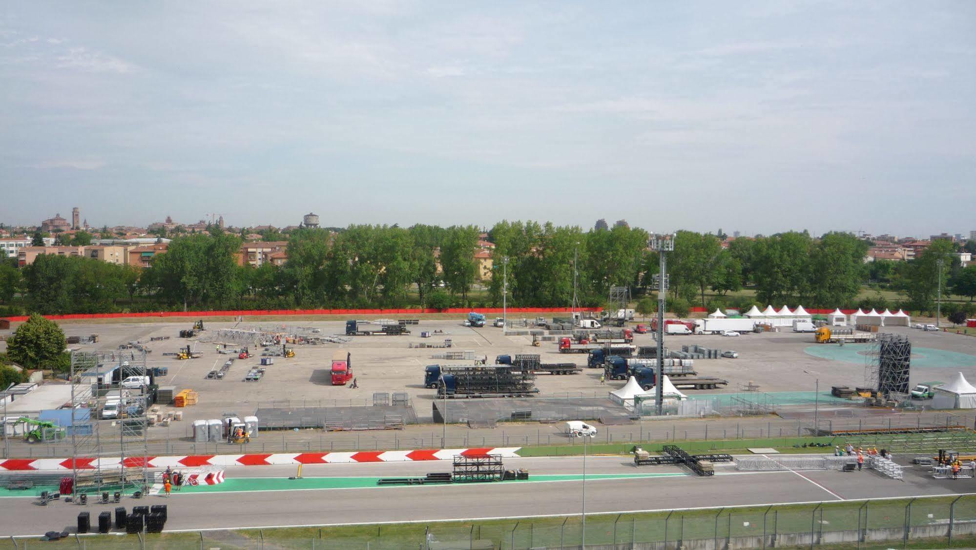 Smart Hotel Autodromo Ίμολα Εξωτερικό φωτογραφία
